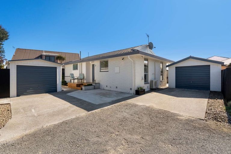 Photo of property in 2/126a Middlepark Road, Sockburn, Christchurch, 8042