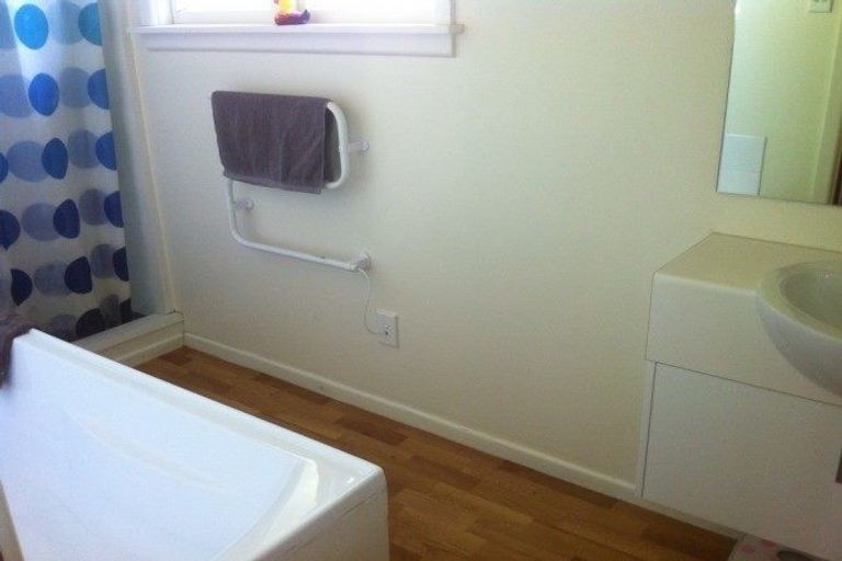 Photo of property in 18 Ashgrove Street, Rangiora, 7400