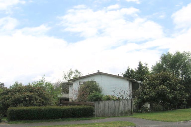 Photo of property in 10 Hilden Place, Hilltop, Taupo, 3330