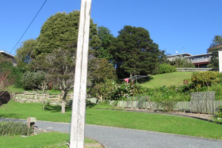 Photo of property in 15 Ocean View Road, Hatfields Beach, Orewa, 0931