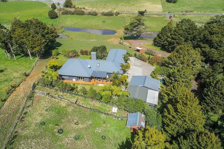 Photo of property in 986a Pipiwai Road, Ruatangata West, Whangarei, 0176