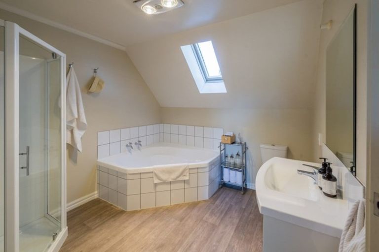 Photo of property in 19 Stuart Street, Levin, 5510