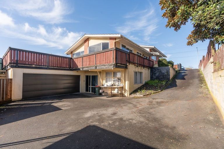 Photo of property in 190 Sandwich Road, St Andrews, Hamilton, 3200