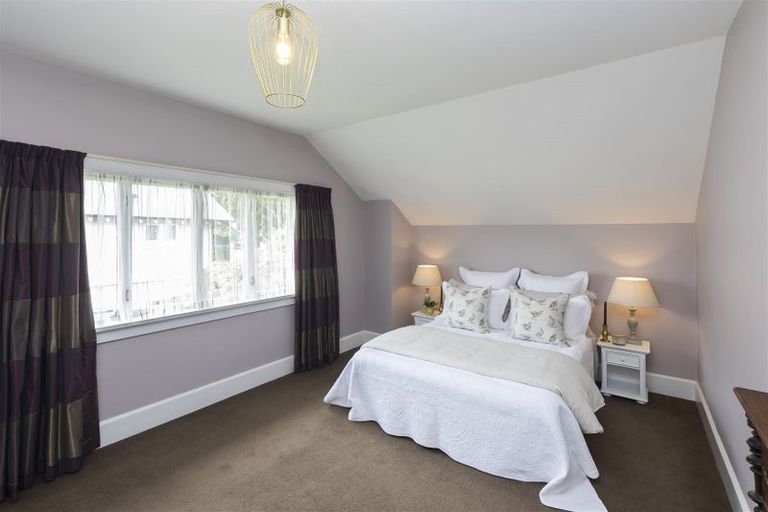 Photo of property in 150 Clyde Road, Burnside, Christchurch, 8053