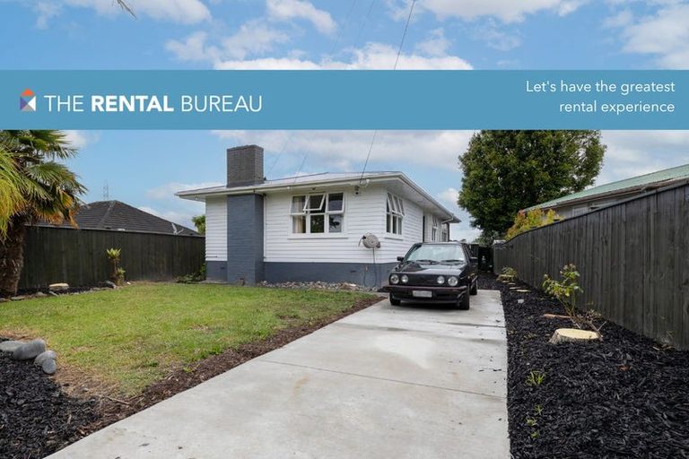 Photo of property in 61a Cobham Crescent, Kelston, Auckland, 0602
