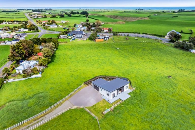 Photo of property in 203 Kakaramea Road, Kakaramea, Patea, 4598