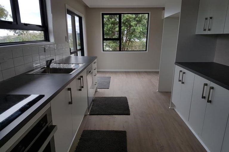 Photo of property in 2 Quinn Grove, Ranui, Porirua, 5024