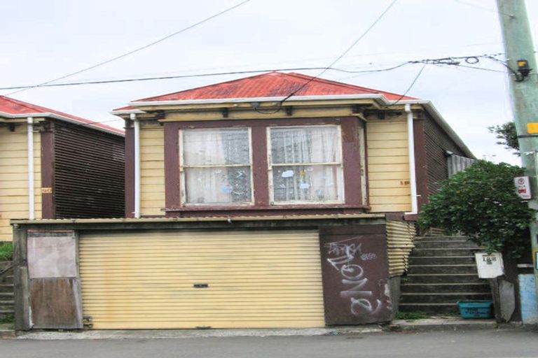 Photo of property in 188-190 Rintoul Street, Berhampore, Wellington, 6023