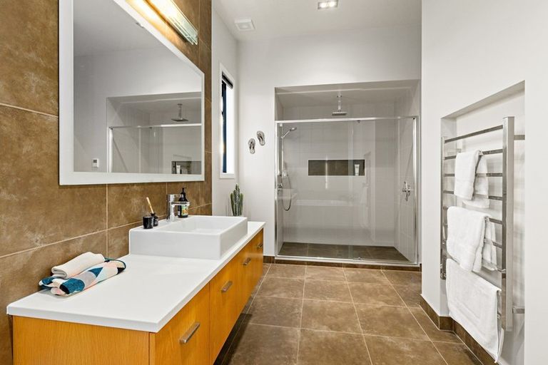 Photo of property in 72 Mangatawhiri Road, Omaha, Warkworth, 0986