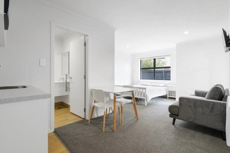 Photo of property in 54c Cook Street, Hamilton East, Hamilton, 3216