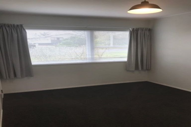 Photo of property in 36 O'halloran Road, Howick, Auckland, 2014