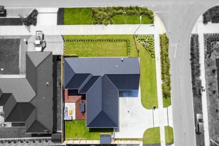 Photo of property in 17 Hopkirk Avenue, Wallaceville, Upper Hutt, 5018