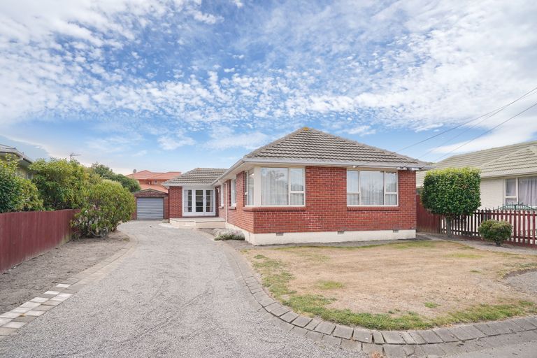 Photo of property in 76 Teesdale Street, Burnside, Christchurch, 8053