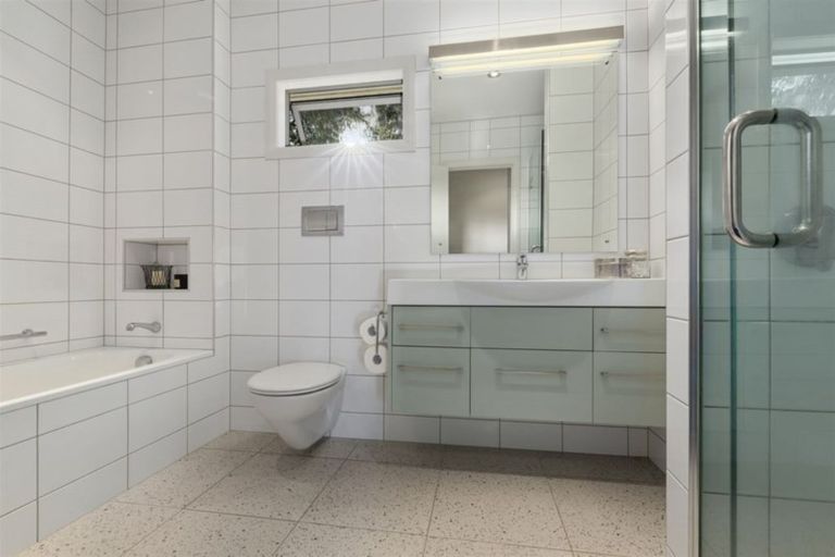 Photo of property in 2/7 Eton Avenue, Devonport, Auckland, 0624