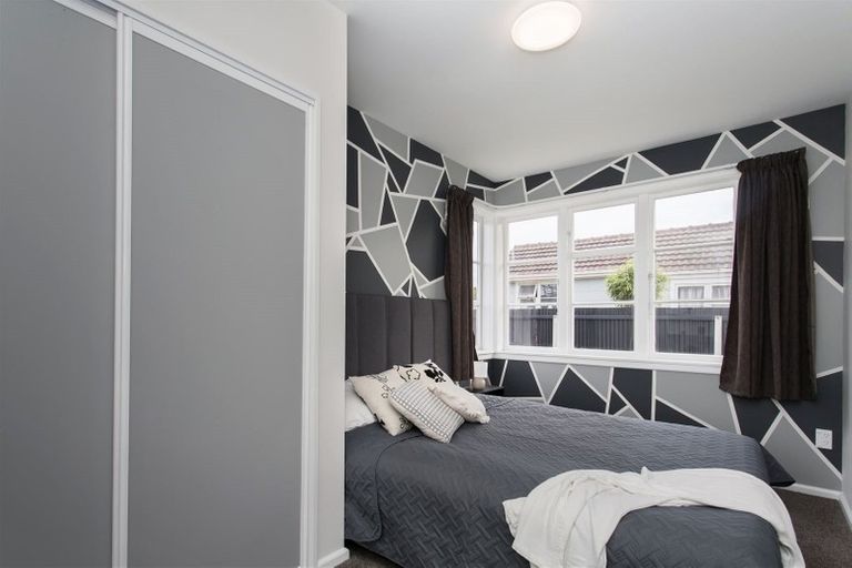 Photo of property in 117 Sawyers Arms Road, Northcote, Christchurch, 8052