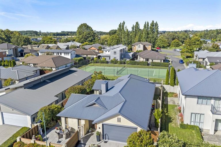 Photo of property in 10 Brookwater Avenue, Northwood, Christchurch, 8051