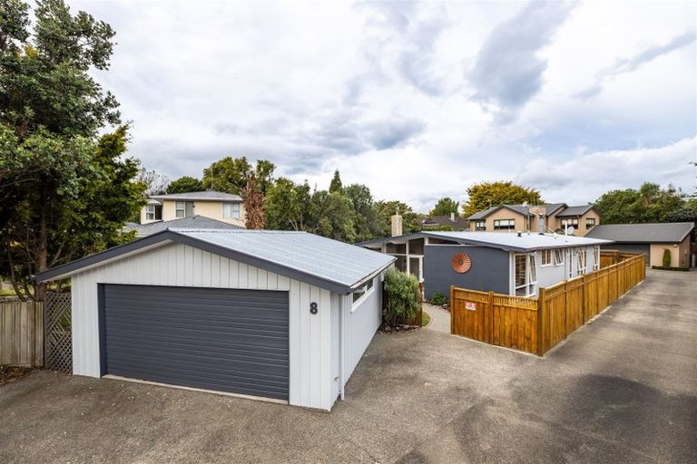 Photo of property in 8 Woodstock Place, Hokowhitu, Palmerston North, 4410