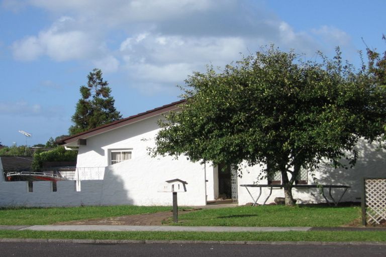 Photo of property in 19 Roysfield Lane, Sunnyhills, Auckland, 2010