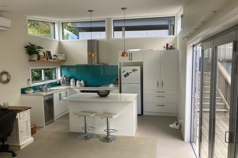 Photo of property in 39 Cockle Bay Road, Cockle Bay, Auckland, 2014