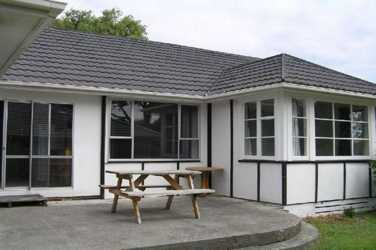 Photo of property in 20 Karamu Street, Upper Riccarton, Christchurch, 8041