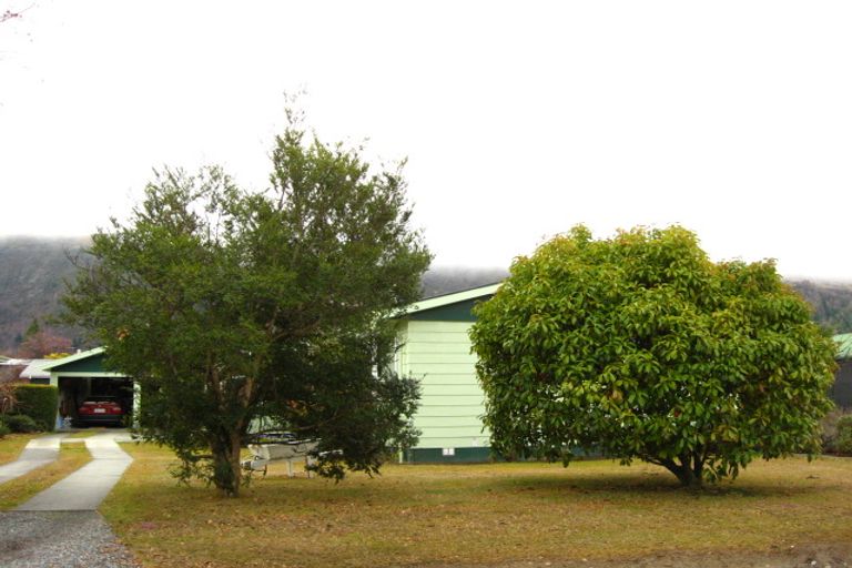 Photo of property in 15 Thomson Street, Arrowtown, 9302