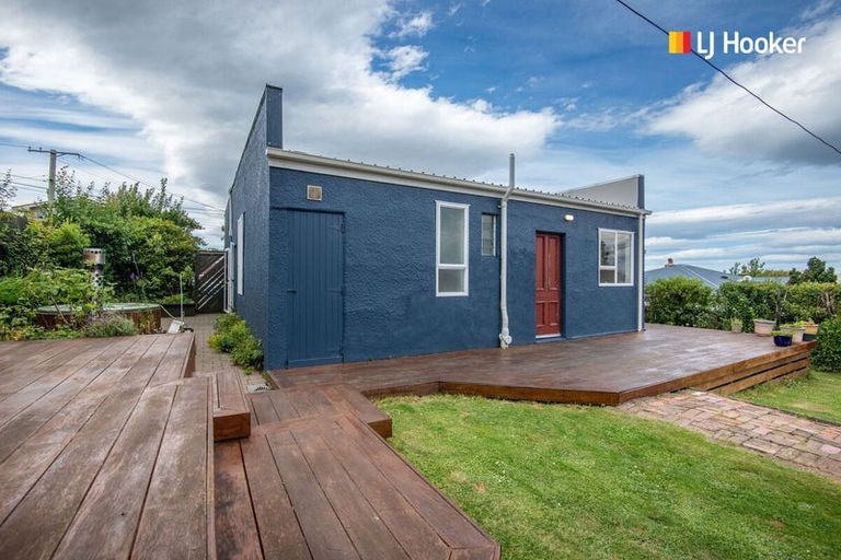 Photo of property in 10 Forbes Street, Balaclava, Dunedin, 9011
