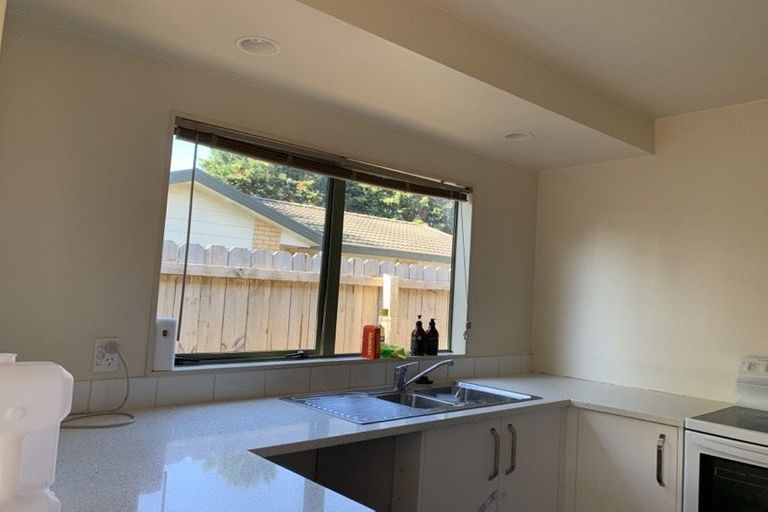 Photo of property in 29 Koru Street, Mangere Bridge, Auckland, 2022
