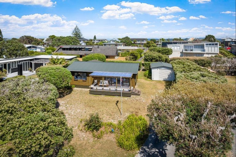 Photo of property in 15 St Anne Place, Omaha, 0986