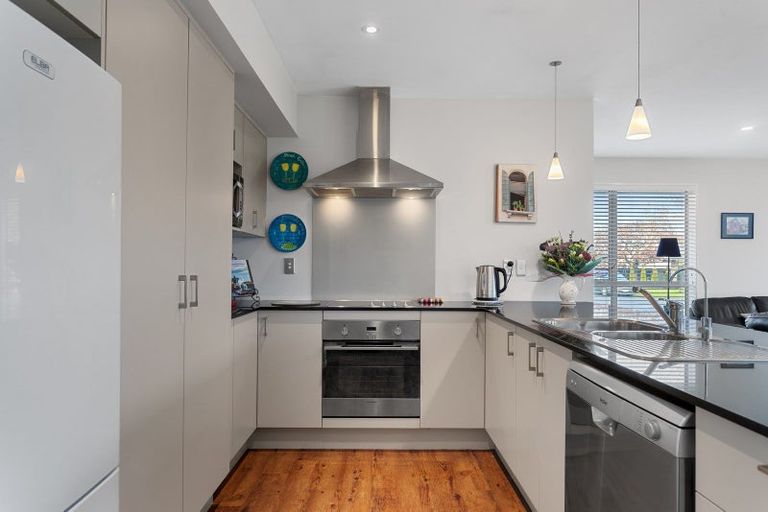 Photo of property in 4 Hibiscus Grove, Rangiora, 7400