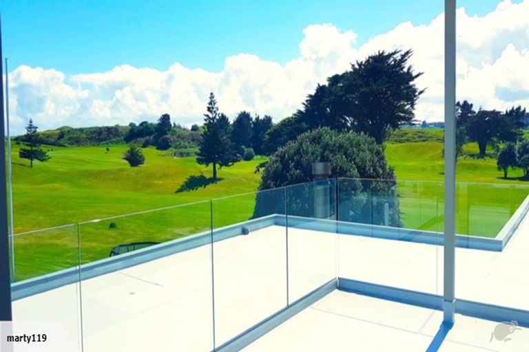 Photo of property in 34 Longbeach Drive, Castlecliff, Whanganui, 4501