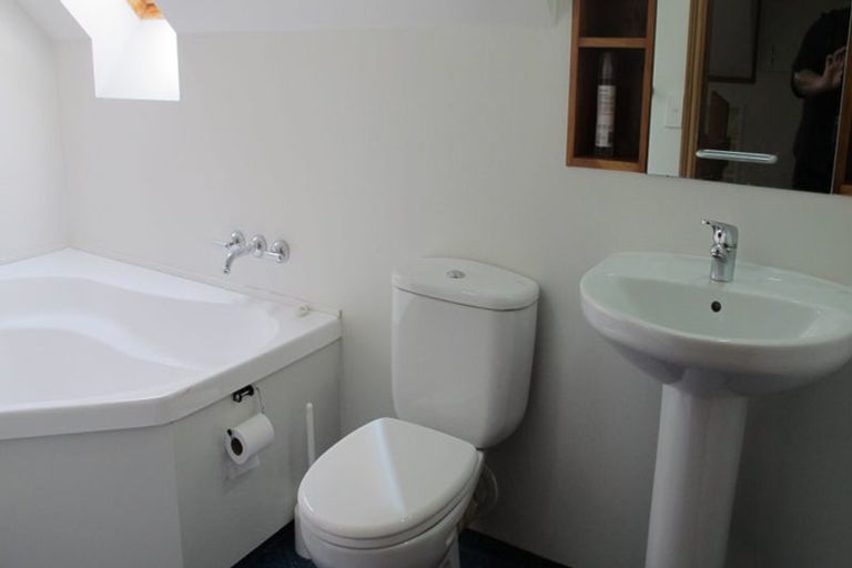 Photo of property in 33 Eastbourne Street, Caversham, Dunedin, 9012