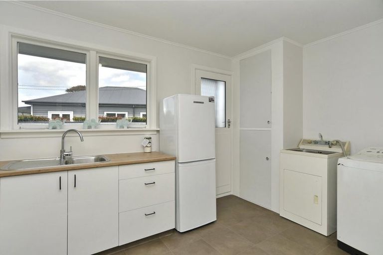 Photo of property in 2/89 Hills Road, Edgeware, Christchurch, 8013