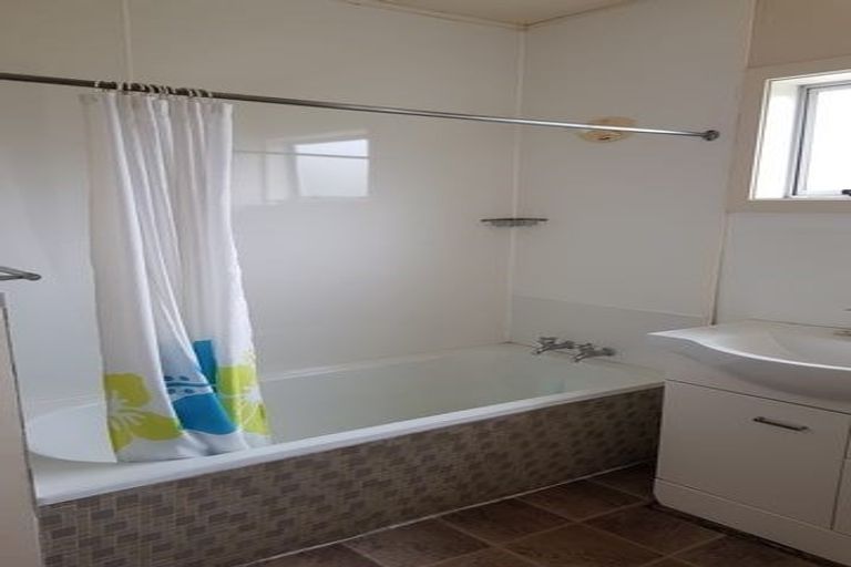 Photo of property in 10 Raymond Street, West End, Timaru, 7910