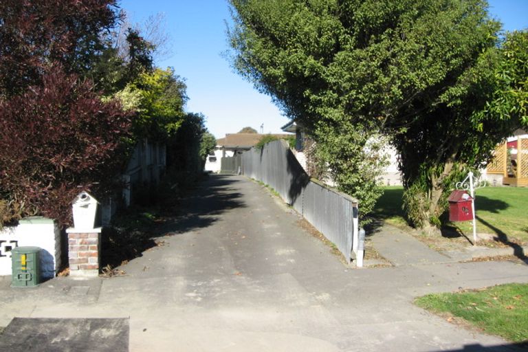 Photo of property in 11 Bidwell Place, Hillmorton, Christchurch, 8025