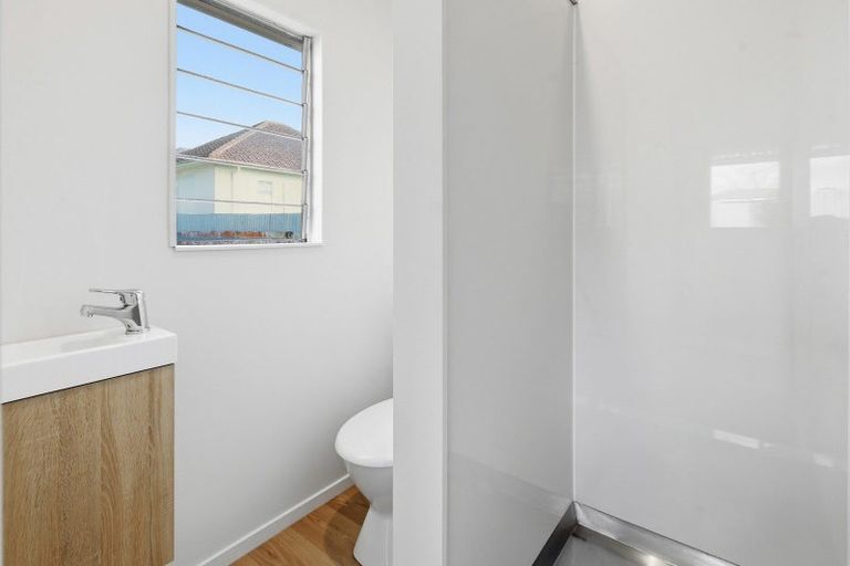Photo of property in 11 Park Road, Western Heights, Rotorua, 3015
