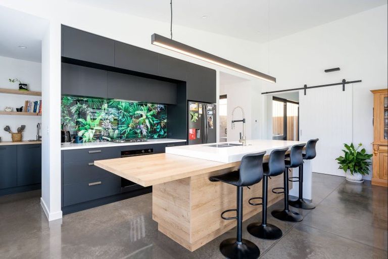 Photo of property in 9 Bull Ridge, Wanaka, 9305