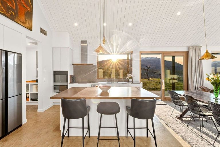 Photo of property in 112 Hall Road, Bannockburn, Cromwell, 9384