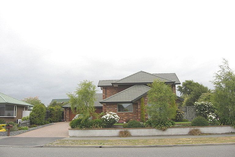 Photo of property in 24 Broadhaven Avenue, Parklands, Christchurch, 8083