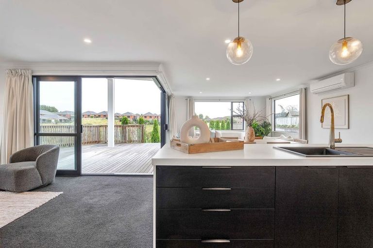 Photo of property in 71 Cyrus Street, Whalers Gate, New Plymouth, 4310
