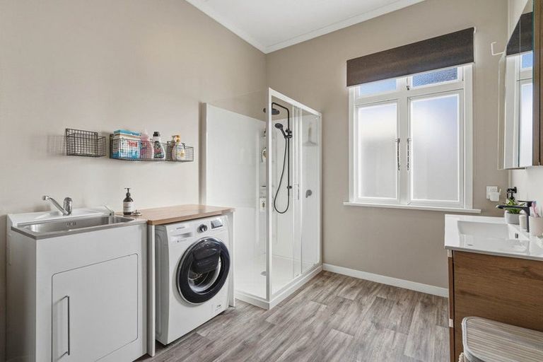 Photo of property in 112 Kitchener Street, Gore, 9710