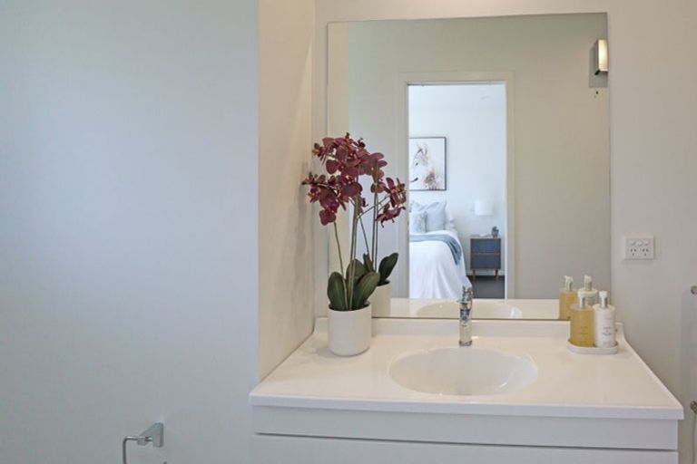 Photo of property in 26a-b Ethereal Crescent, Mount Pisa, Cromwell, 9383