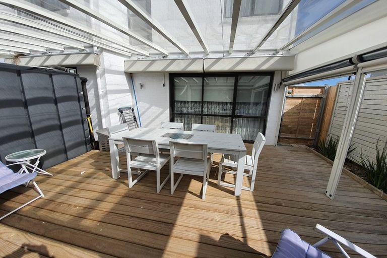 Photo of property in 63 Matairangi Avenue, Totara Heights, Auckland, 2105