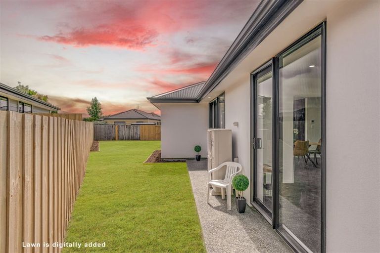 Photo of property in 13 Clonbunny Close, Rolleston, 7614