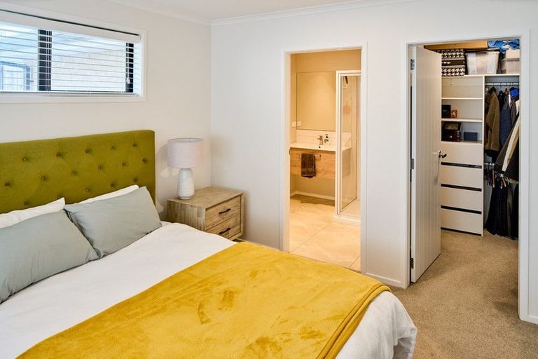 Photo of property in 6 Topsail Way, Whitby, Porirua, 5024