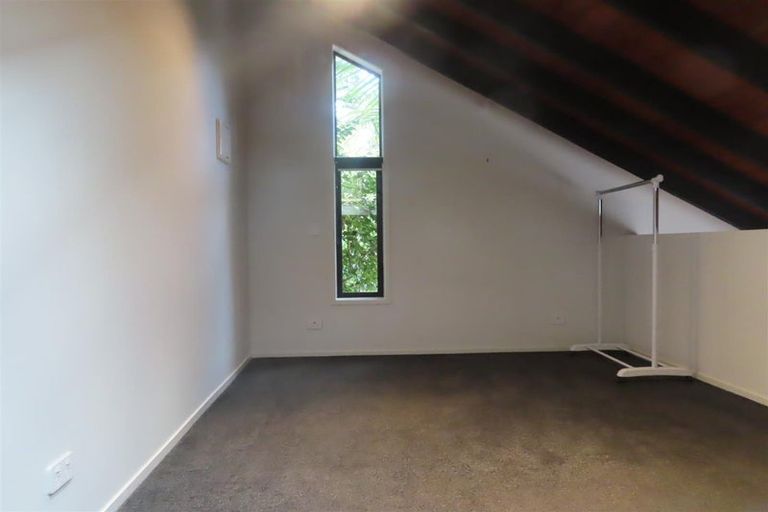 Photo of property in 46a Cheriton Road, Mellons Bay, Auckland, 2014