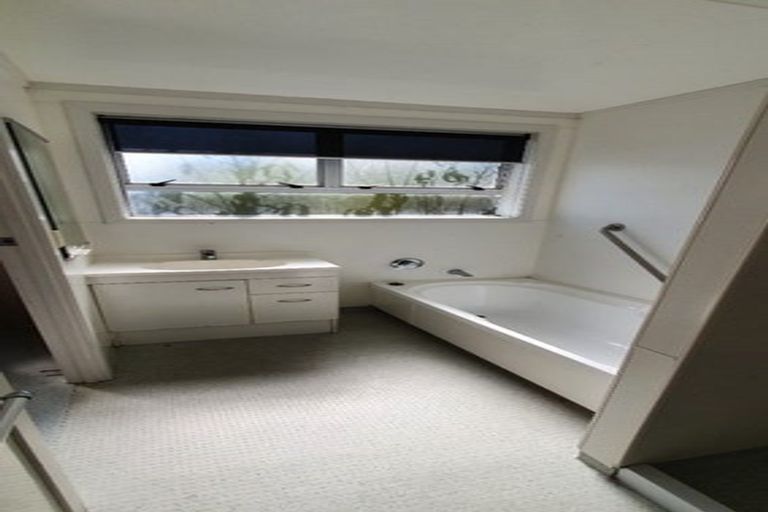 Photo of property in 1 Lyndhurst Street, Awapuni, Gisborne, 4010