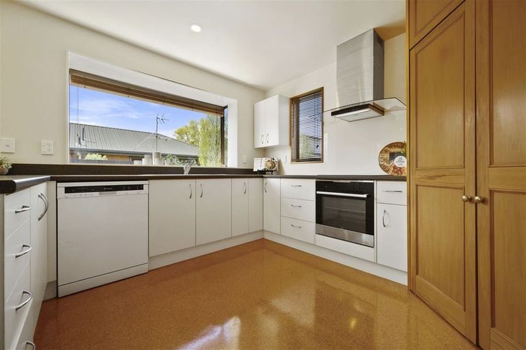 Photo of property in 473d Ilam Road, Bryndwr, Christchurch, 8052