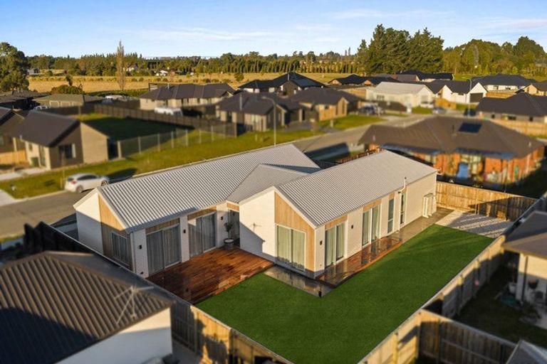 Photo of property in 20 Greig Crescent, Amberley, 7410