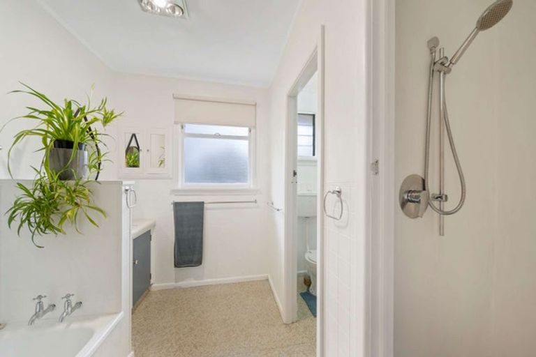 Photo of property in 84 Weston Road, Waiareka Junction, Oamaru, 9401