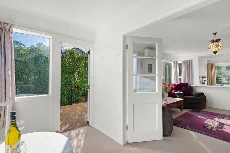 Photo of property in 2 Queen Street, Brighton, Dunedin, 9035